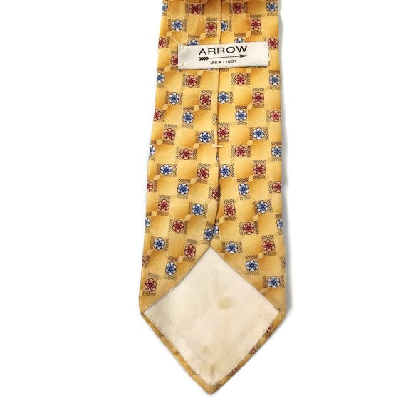 Arrow‎ Mens Necktie Tie Yellow Red Blue Accents Geometric 61" Long - Picture 5 of 8